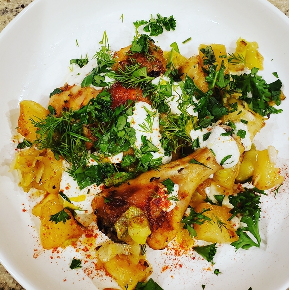 Plates- Set of 12 - Picture 8 of 15